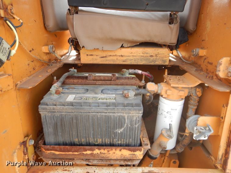 image for item DE2394 1993 Case 850E dozer