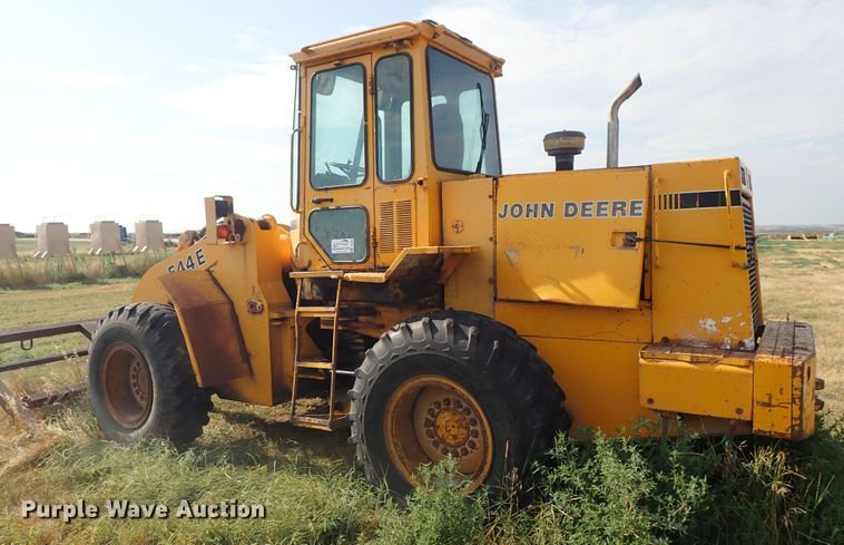 image for item DE5528 1988 John Deere 544E wheel loader