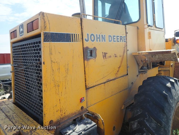 image for item DE5528 1988 John Deere 544E wheel loader