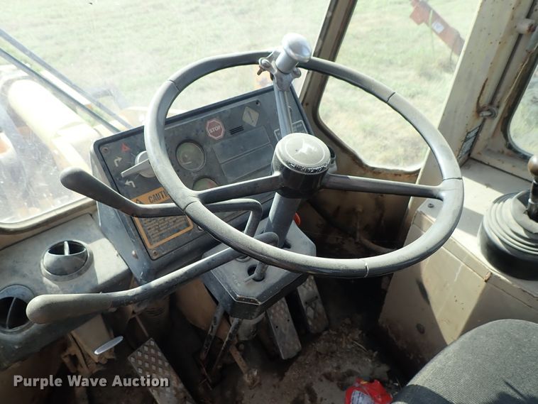 image for item DE5528 1988 John Deere 544E wheel loader