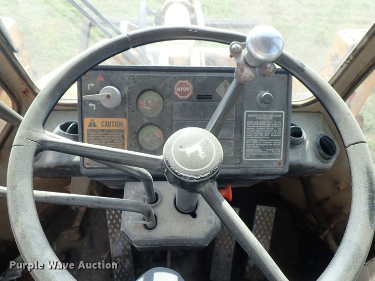 image for item DE5528 1988 John Deere 544E wheel loader