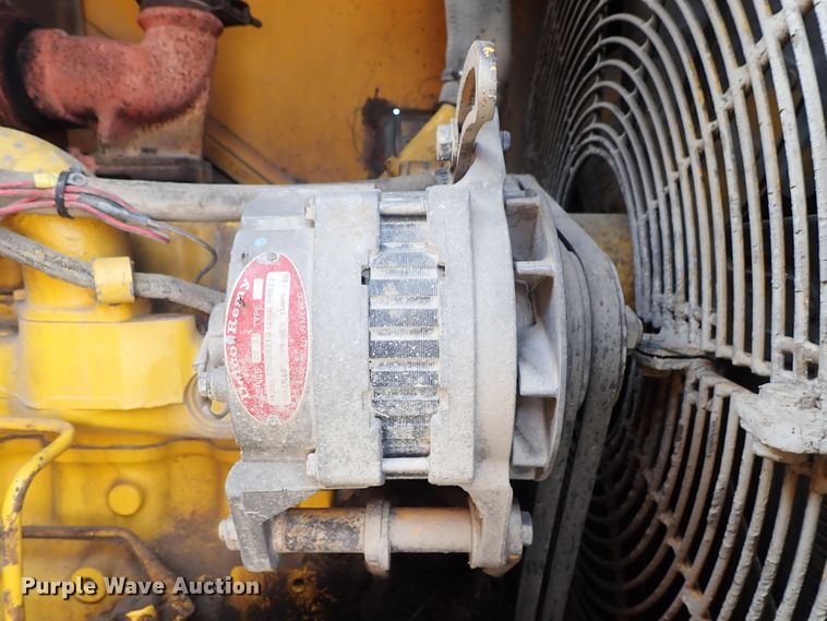 image for item DE5528 1988 John Deere 544E wheel loader