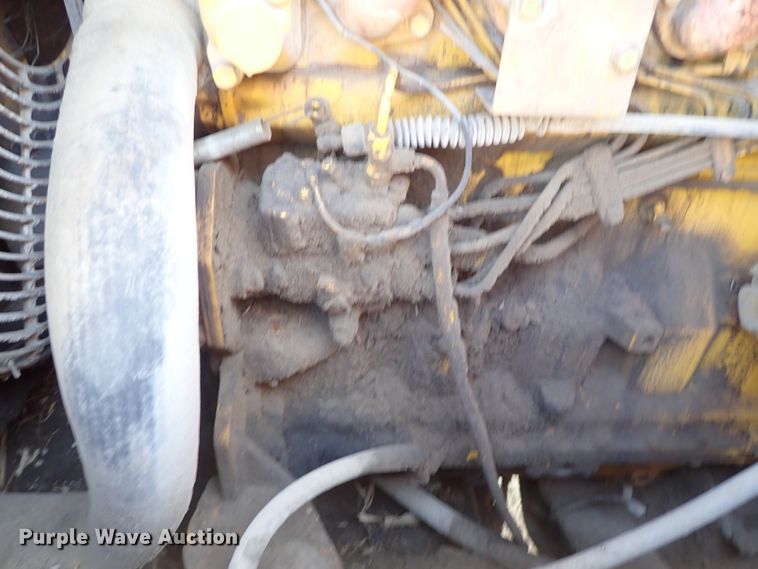 image for item DE5528 1988 John Deere 544E wheel loader