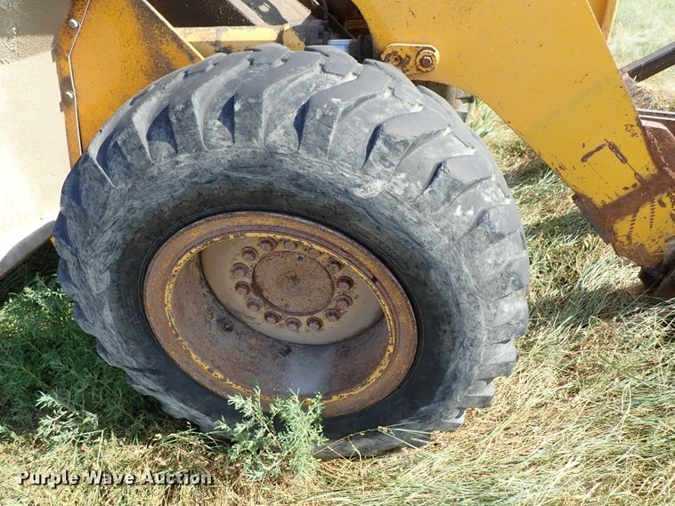 image for item DE5528 1988 John Deere 544E wheel loader