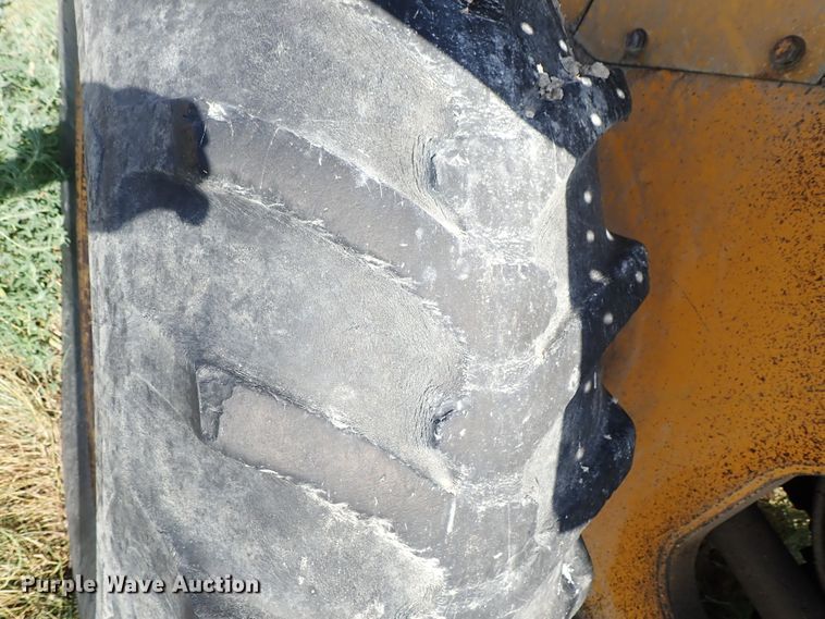 image for item DE5528 1988 John Deere 544E wheel loader