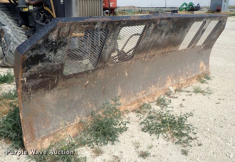 image for item DE5540 Grouser 2200 dozer blade