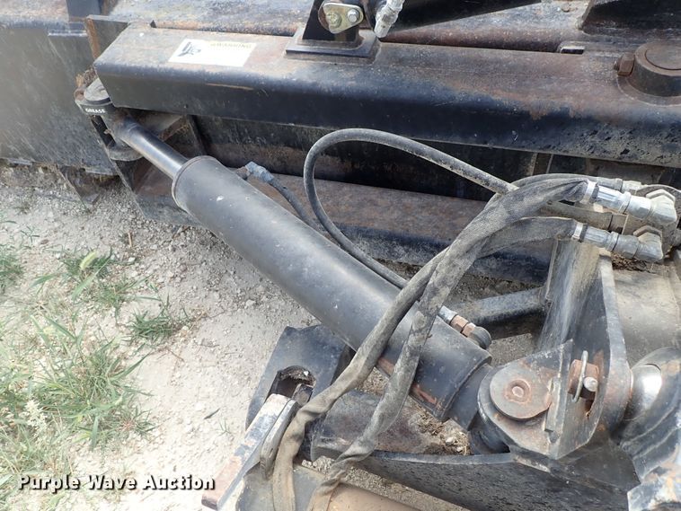 image for item DE5540 Grouser 2200 dozer blade