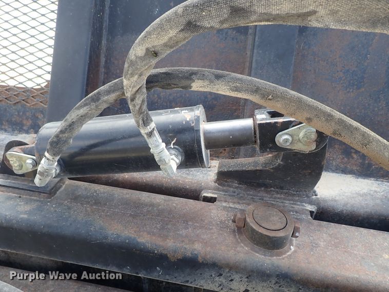 image for item DE5540 Grouser 2200 dozer blade