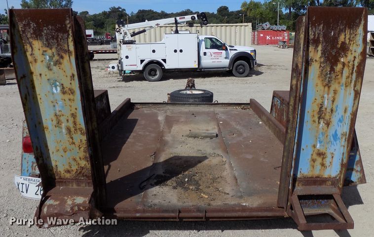 image for item DE7770 1993 shop built utility trailer