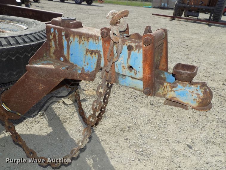 image for item DE7770 1993 shop built utility trailer