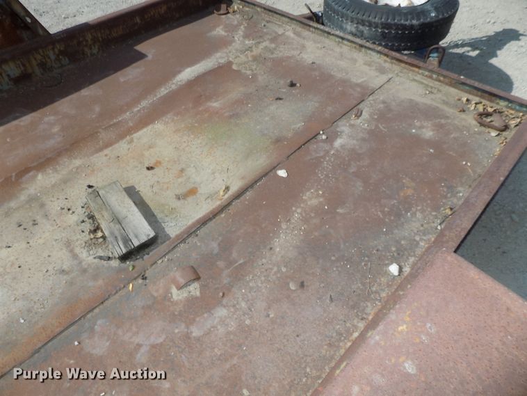 image for item DE7770 1993 shop built utility trailer