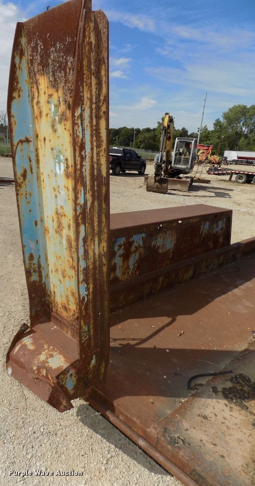 image for item DE7770 1993 shop built utility trailer