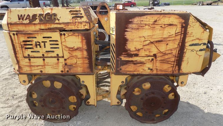 image for item DE7771 Wacker RT560 trench compactor