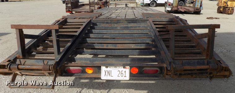 image for item DE7772 1988 Czen CZ20KT equipment trailer