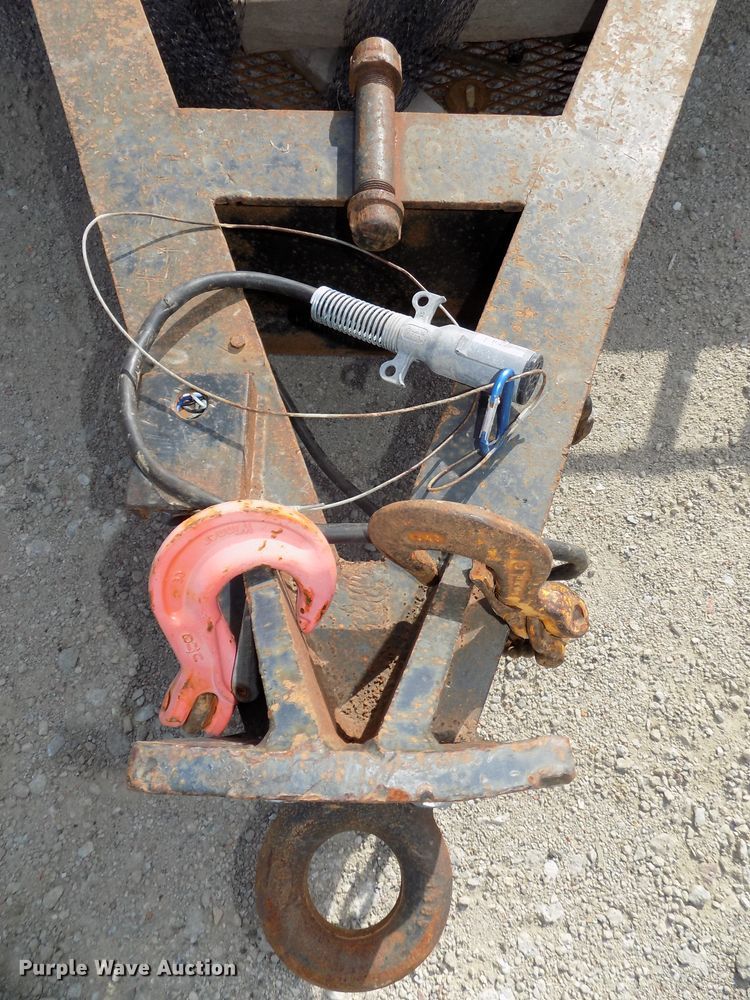 image for item DE7772 1988 Czen CZ20KT equipment trailer