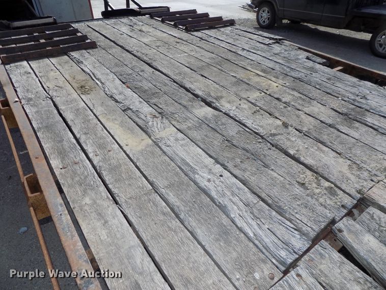 image for item DE7772 1988 Czen CZ20KT equipment trailer