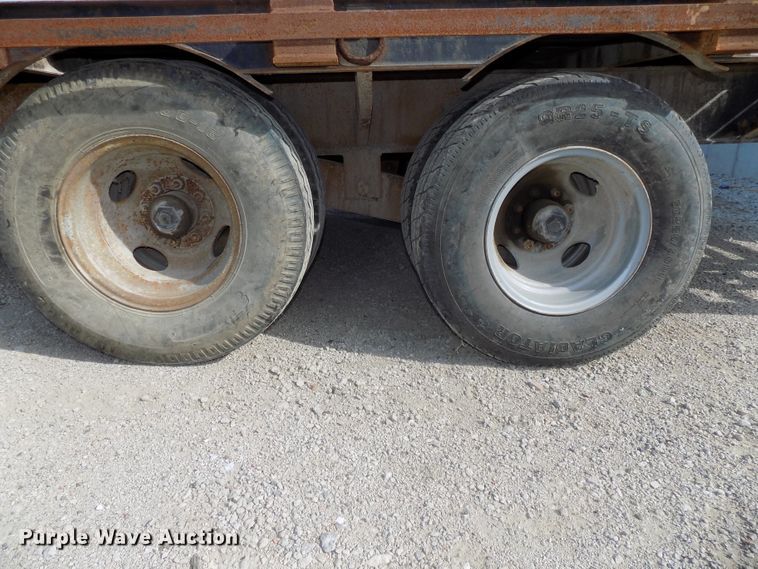 image for item DE7772 1988 Czen CZ20KT equipment trailer