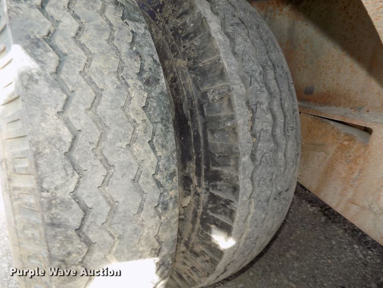 image for item DE7772 1988 Czen CZ20KT equipment trailer