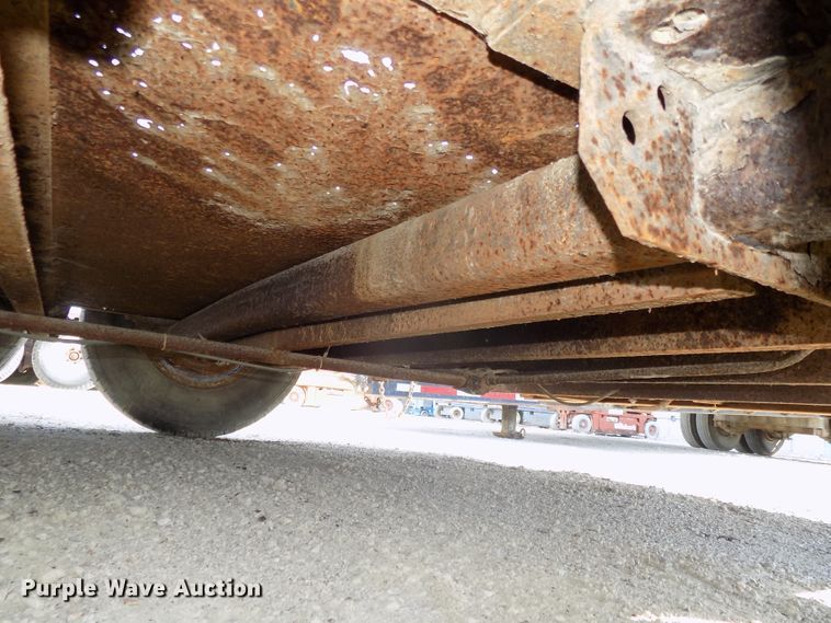 image for item DE7776 1996 EP Duo Lift T120TB utility trailer