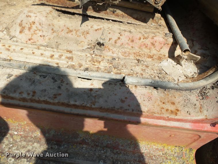 image for item DE7968 1971 GMC dump truck