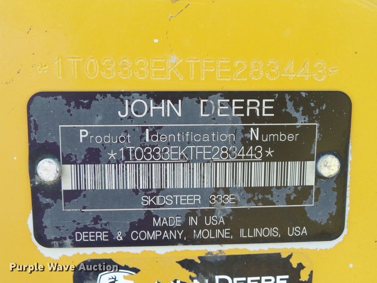 image for item DF0796 2015 John Deere 333E skid steer