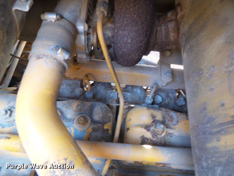 image for item DG0174 1981 Case 850C pipelayer