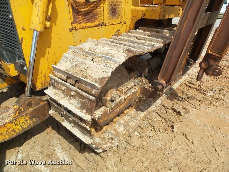 image for item DG0174 1981 Case 850C pipelayer