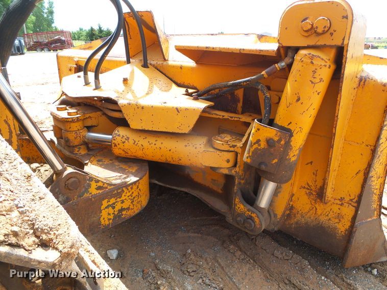 image for item DG0174 1981 Case 850C pipelayer