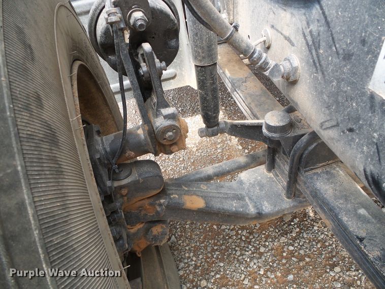 image for item DG0180 2007 Mack CV713 semi truck