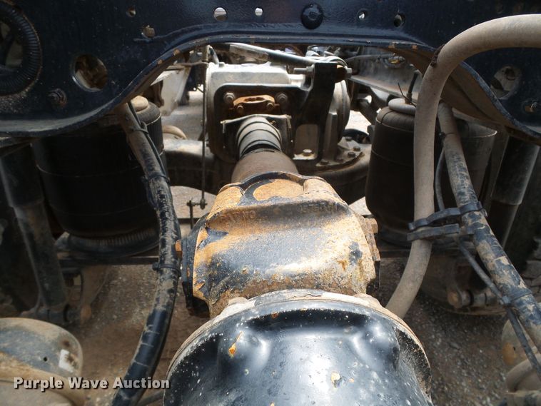 image for item DG0180 2007 Mack CV713 semi truck