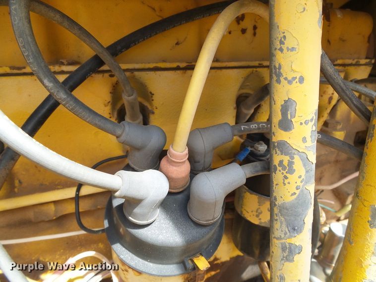 image for item DG0181 John Deere 480 forklift