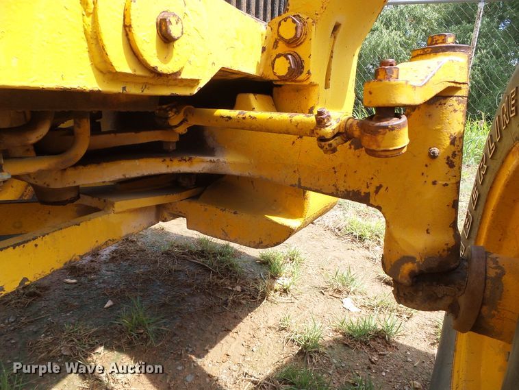 image for item DG0181 John Deere 480 forklift