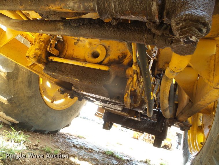 image for item DG0181 John Deere 480 forklift