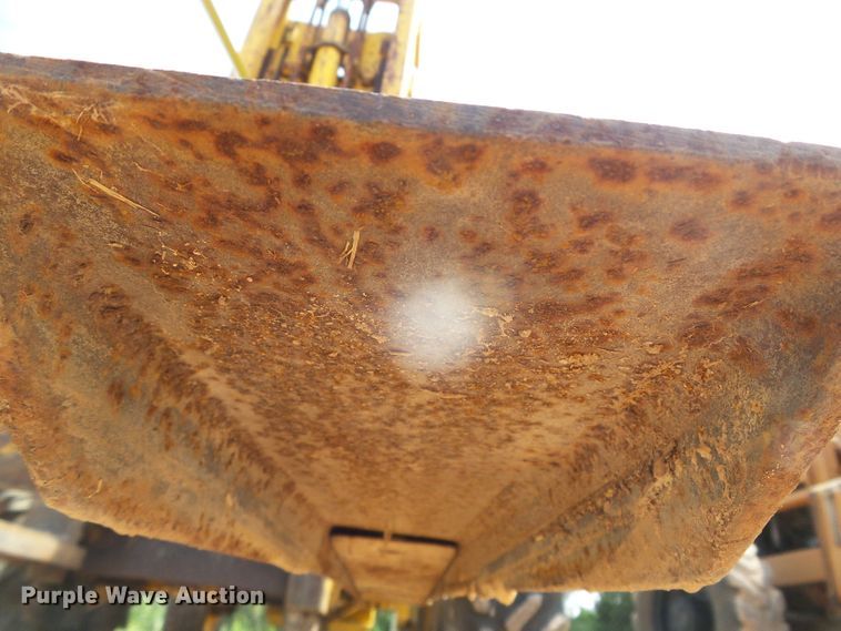 image for item DG0181 John Deere 480 forklift