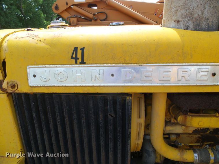 image for item DG0181 John Deere 480 forklift