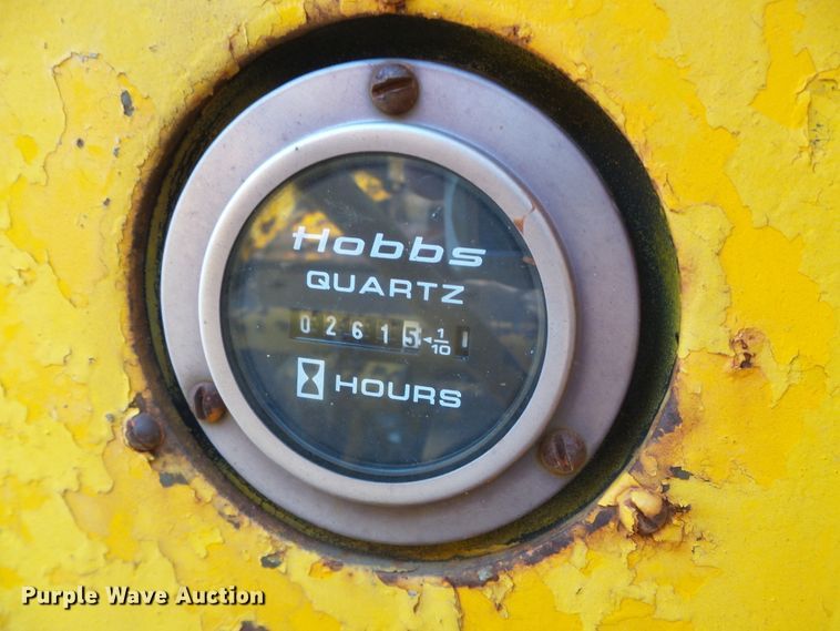 image for item DG0181 John Deere 480 forklift