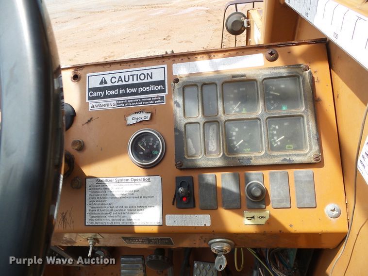 image for item DG0182 Lull Highlander 844C-42 telehandler