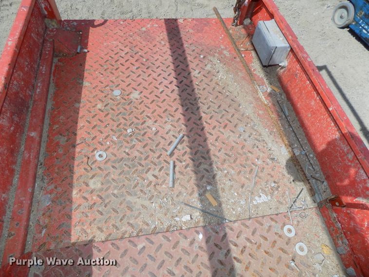 image for item DG2416 2008 Sky Jack SJIII 3219 scissor lift