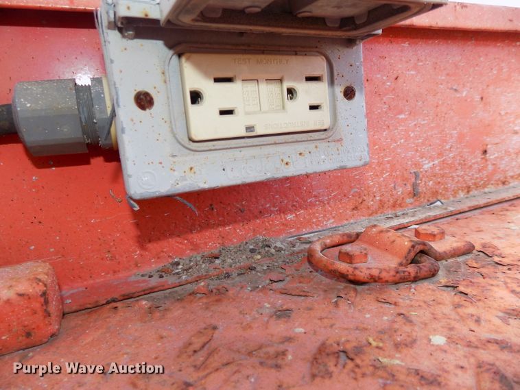 image for item DG2417 1999 Sky Jack SJIII 4832 scissor lift