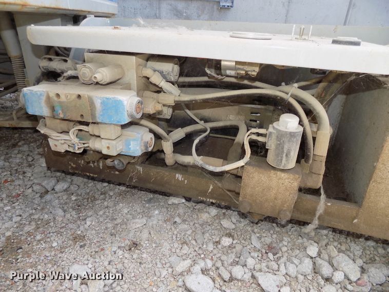 image for item DG2417 1999 Sky Jack SJIII 4832 scissor lift