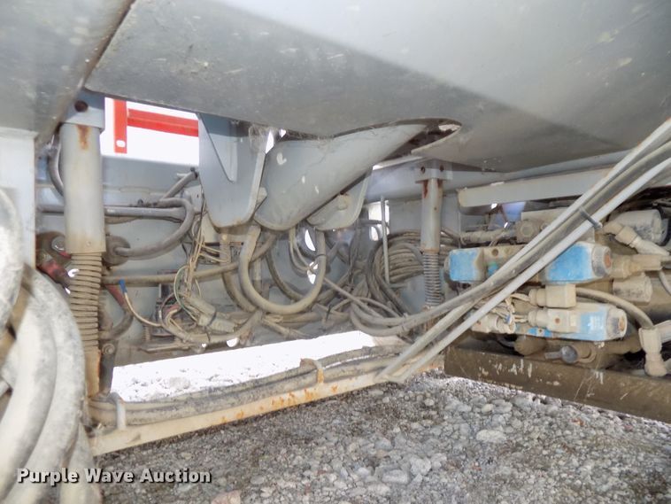 image for item DG2417 1999 Sky Jack SJIII 4832 scissor lift