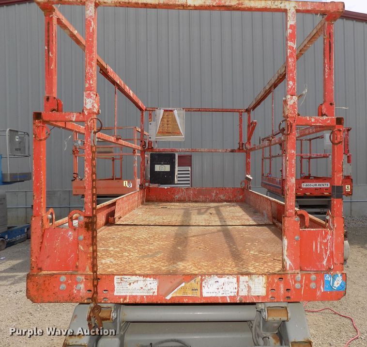 image for item DG2418 Sky Jack SJ4632 scissor lift