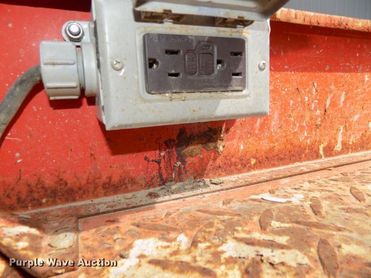 image for item DG2418 Sky Jack SJ4632 scissor lift