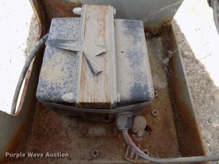 image for item DG2418 Sky Jack SJ4632 scissor lift