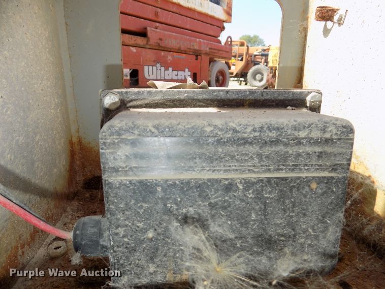 image for item DG2418 Sky Jack SJ4632 scissor lift