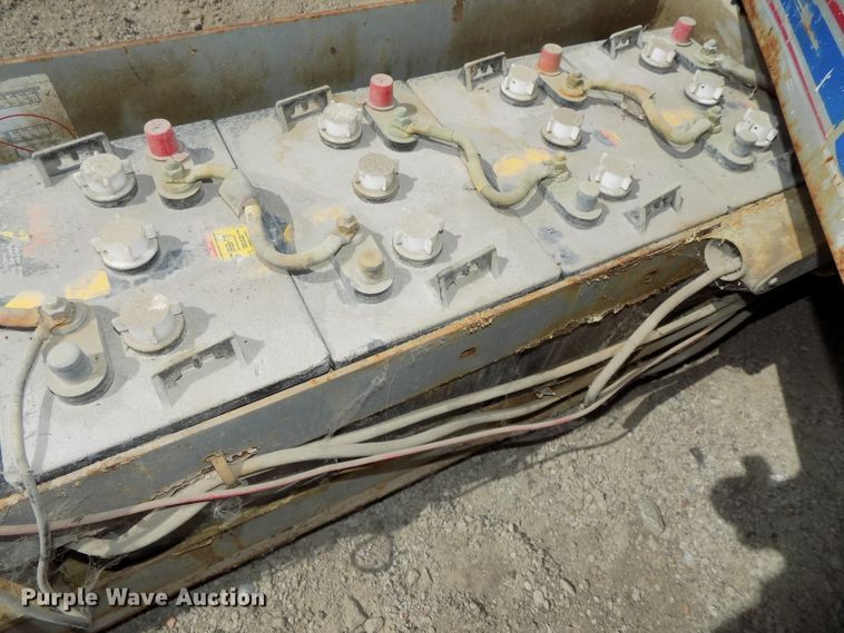 image for item DG2418 Sky Jack SJ4632 scissor lift