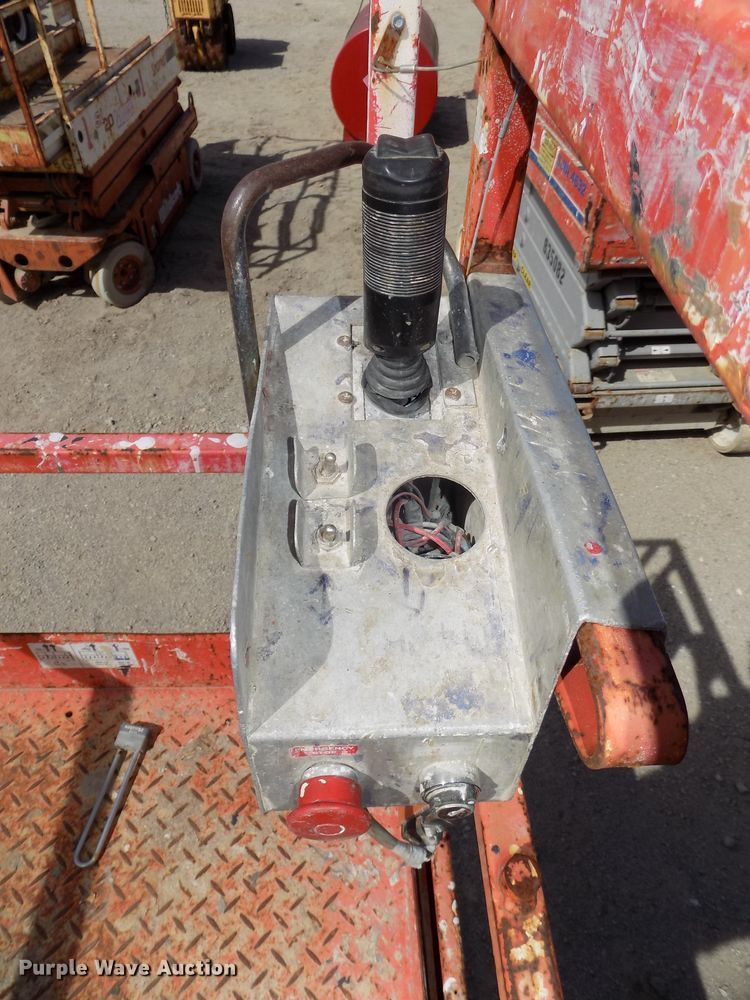 image for item DG2419 2007 Skyjack SJIII 4632 scissor lift