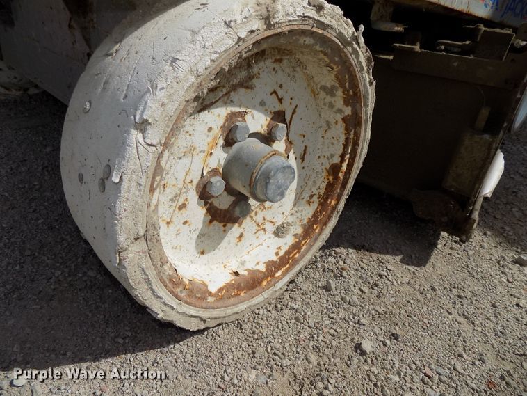 image for item DG2419 2007 Skyjack SJIII 4632 scissor lift