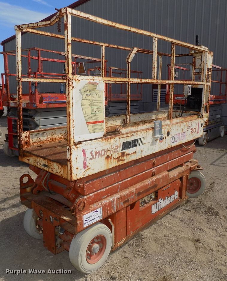 image for item DG2420 Snorkel SL20 scissor lift