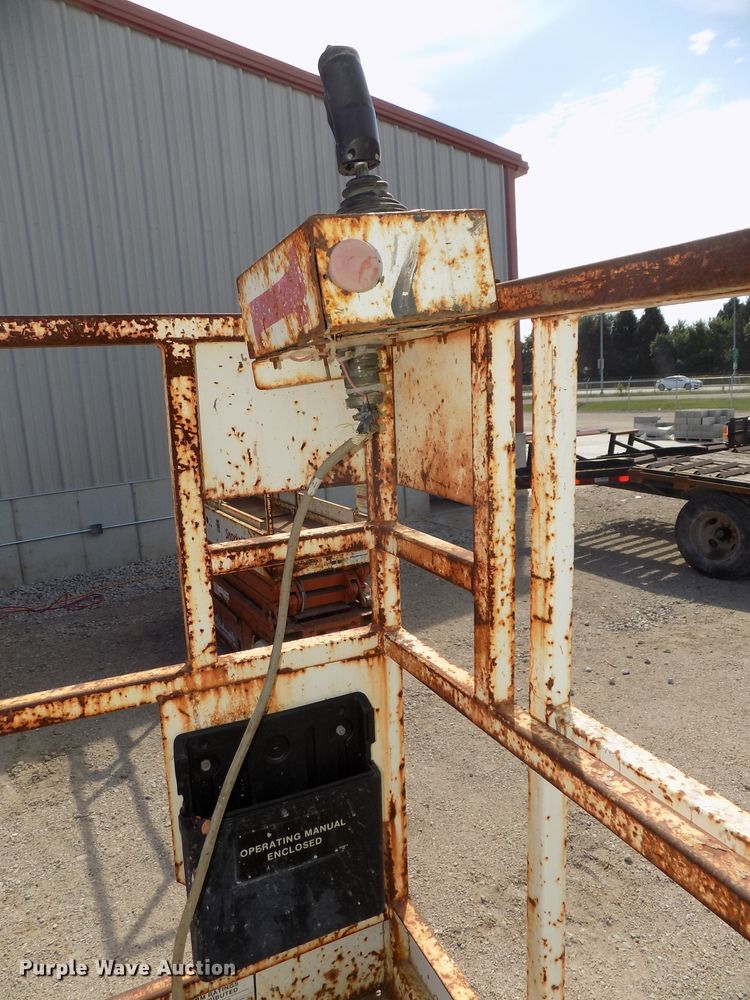 image for item DG2420 Snorkel SL20 scissor lift